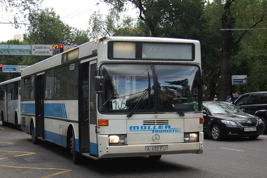 Almaty, Mercedes-Benz O405 # A 693 FU