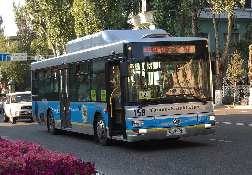 Алматы, Yutong ZK6120HGM № 158