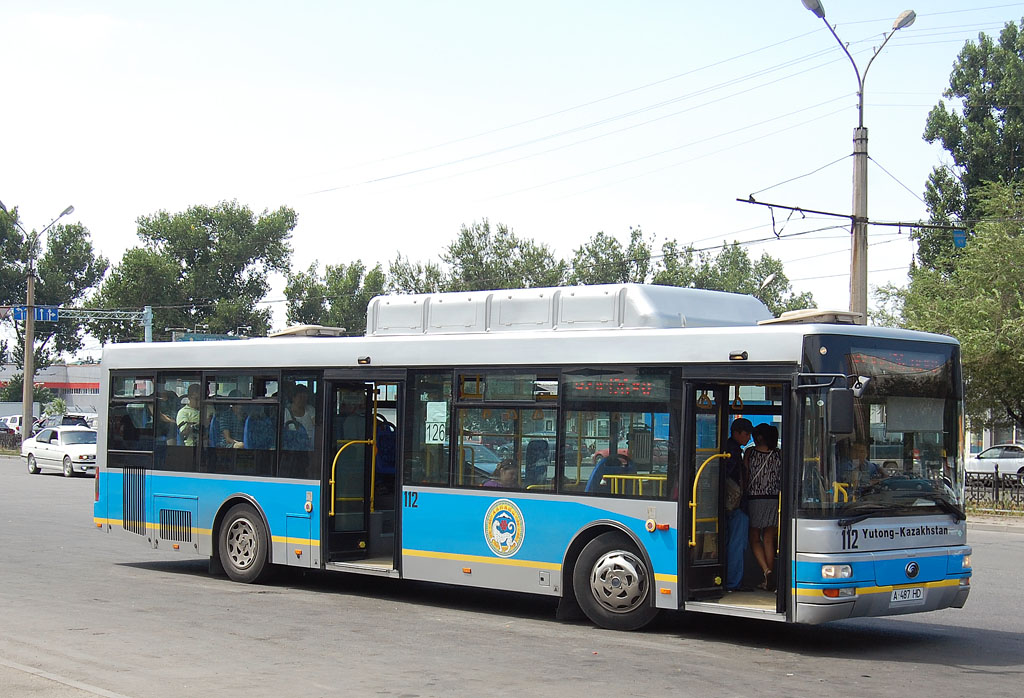 Алматы, Yutong ZK6120HGM № 112