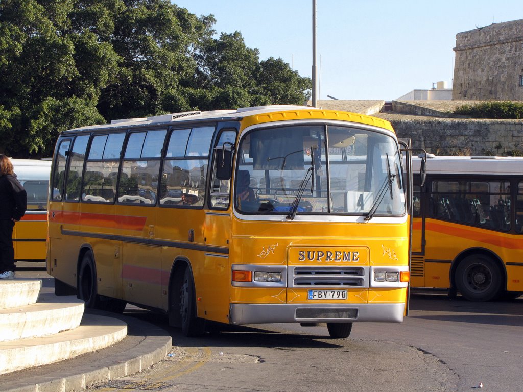 Мальта, Plaxton Supreme III № FBY 790