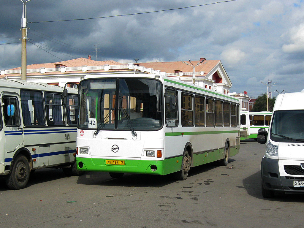 Челябинская область, ЛиАЗ-5256.35 № 636