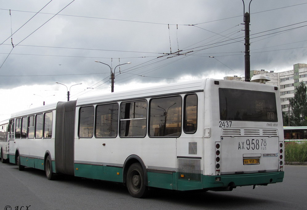 Санкт-Петербург, ЛиАЗ-6212.00 № 2437