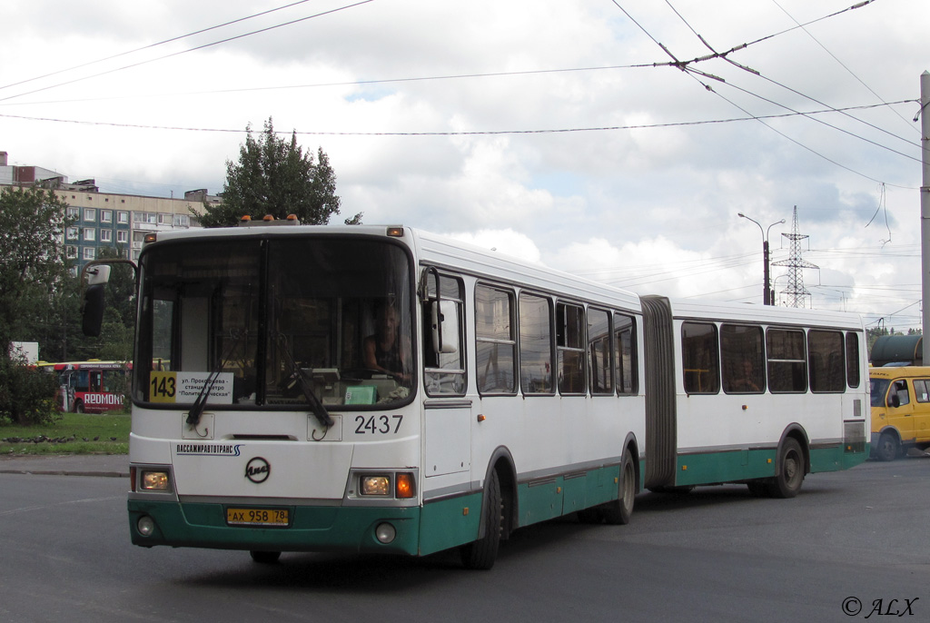 Санкт-Петербург, ЛиАЗ-6212.00 № 2437