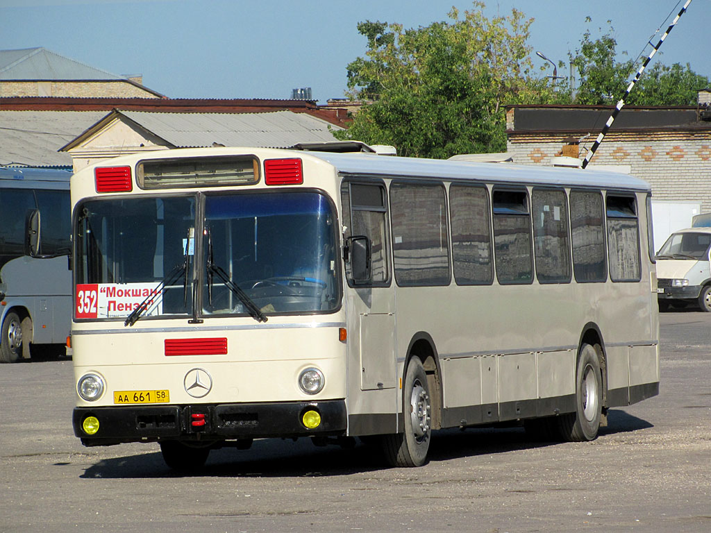 Пензенская область, Mercedes-Benz O307 № АА 661 58