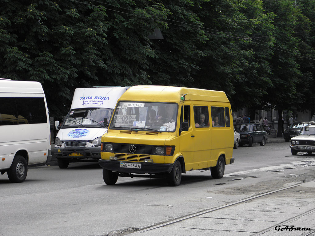 Dnepropetrovsk region, Mercedes-Benz T1 210D sz.: 607-45 АА