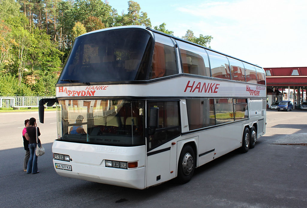 Киев, Neoplan N122/3 Skyliner № AA 1077 KA