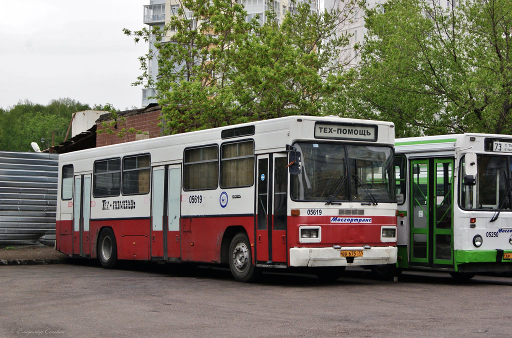 Москва, Mercedes-Benz O325 № 05619