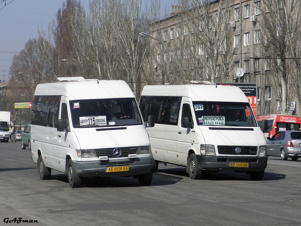 Днепропетровская область, Mercedes-Benz Sprinter W903 310D № AE 0528 AA; Днепропетровская область, Volkswagen LT35 № AE 2338 AA