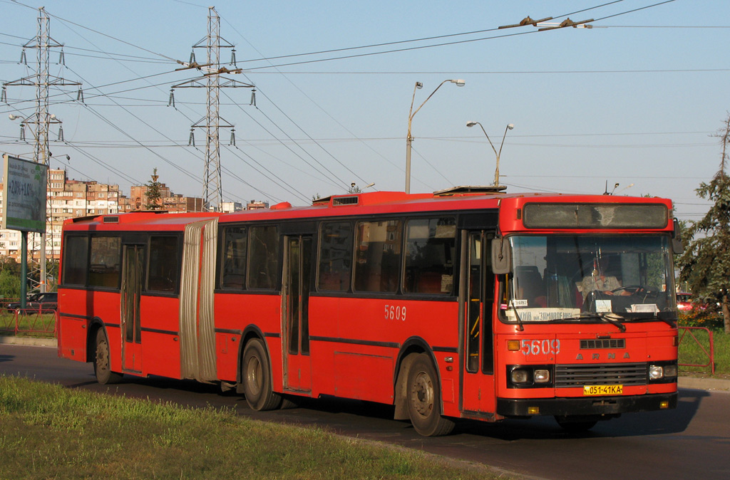 Киев, Arna M86BF № 5609