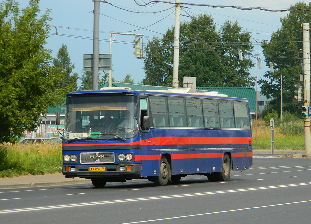 Ярославская область, MAN 597 SR240 № 221