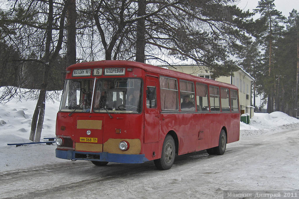 Новосибирская область, ЛиАЗ-677М № 4121