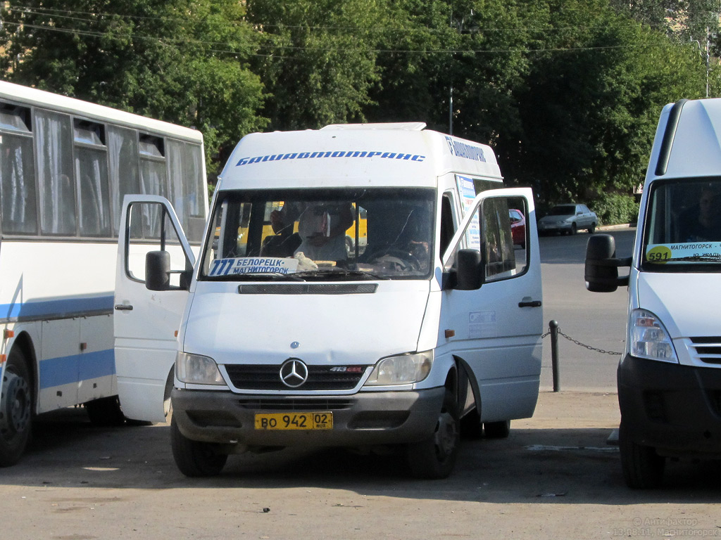 Башкортостан, Mercedes-Benz Sprinter W904 413CDI № ВО 942 02 — Фото —  Автобусный транспорт