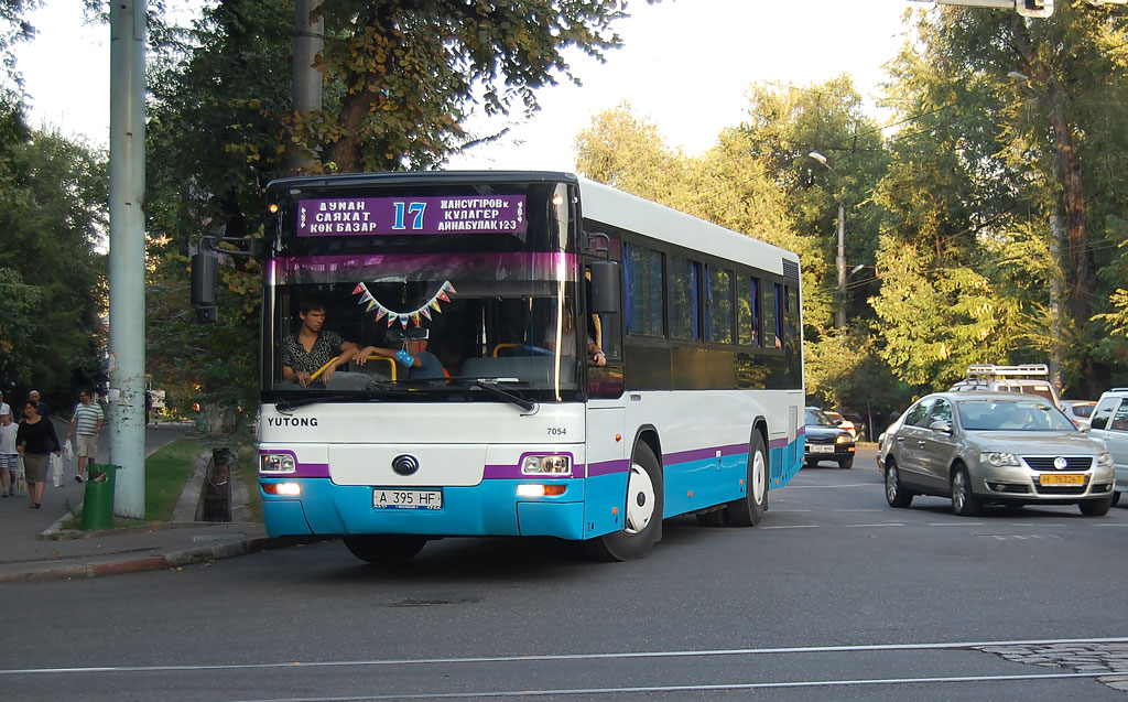 Almaty, Yutong ZK6108HGH # 7054