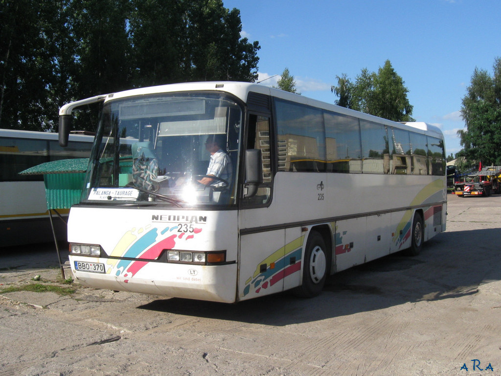 Литва, Neoplan N316Ü Transliner № 235