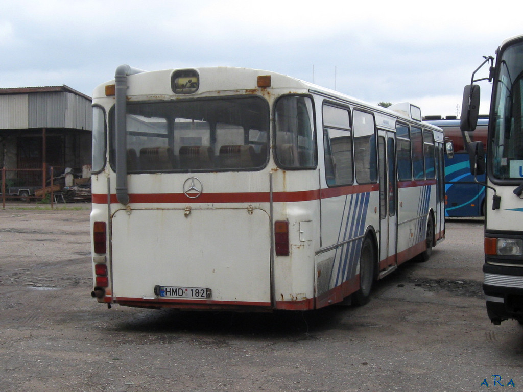 Литва, Mercedes-Benz O305.B № HMD 182