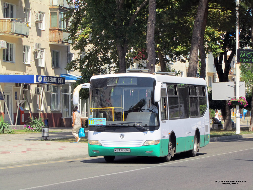 Краснодарский край, Dongfeng DFA6801 № К 613 АА 123