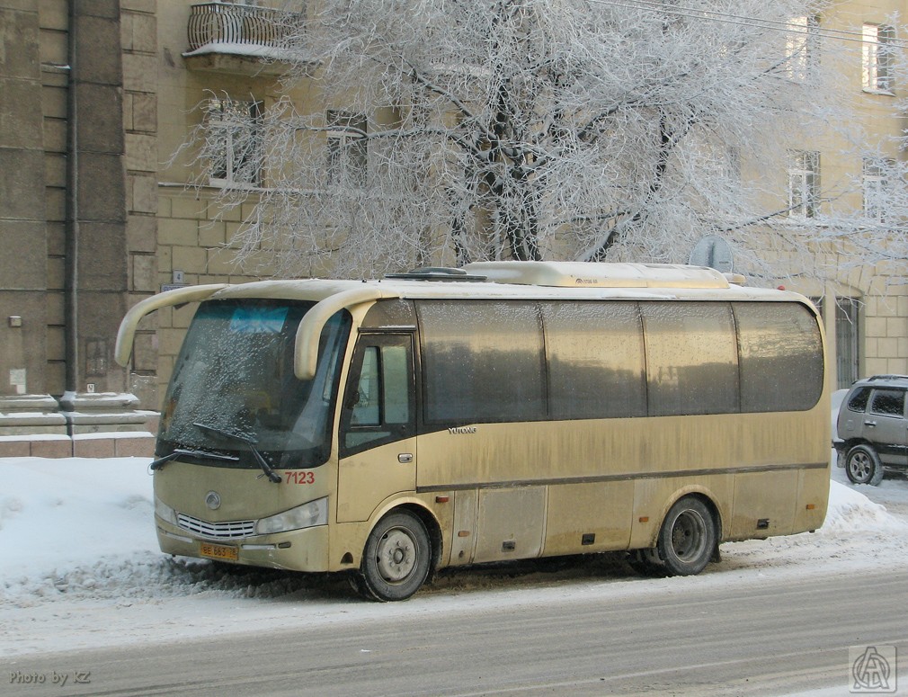 Санкт-Петербург, Yutong ZK6737D № 7123