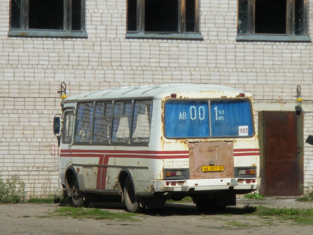 Новгородская область, ПАЗ-3205-110 № 1