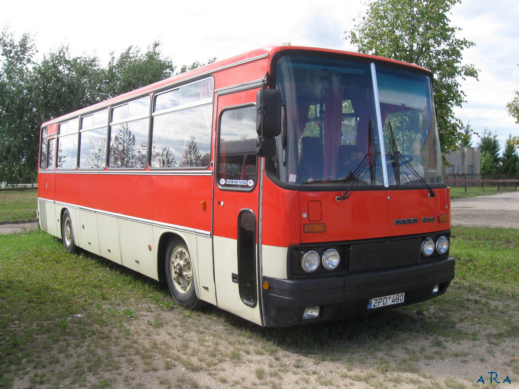 Литва, Ikarus 256.74 № 440