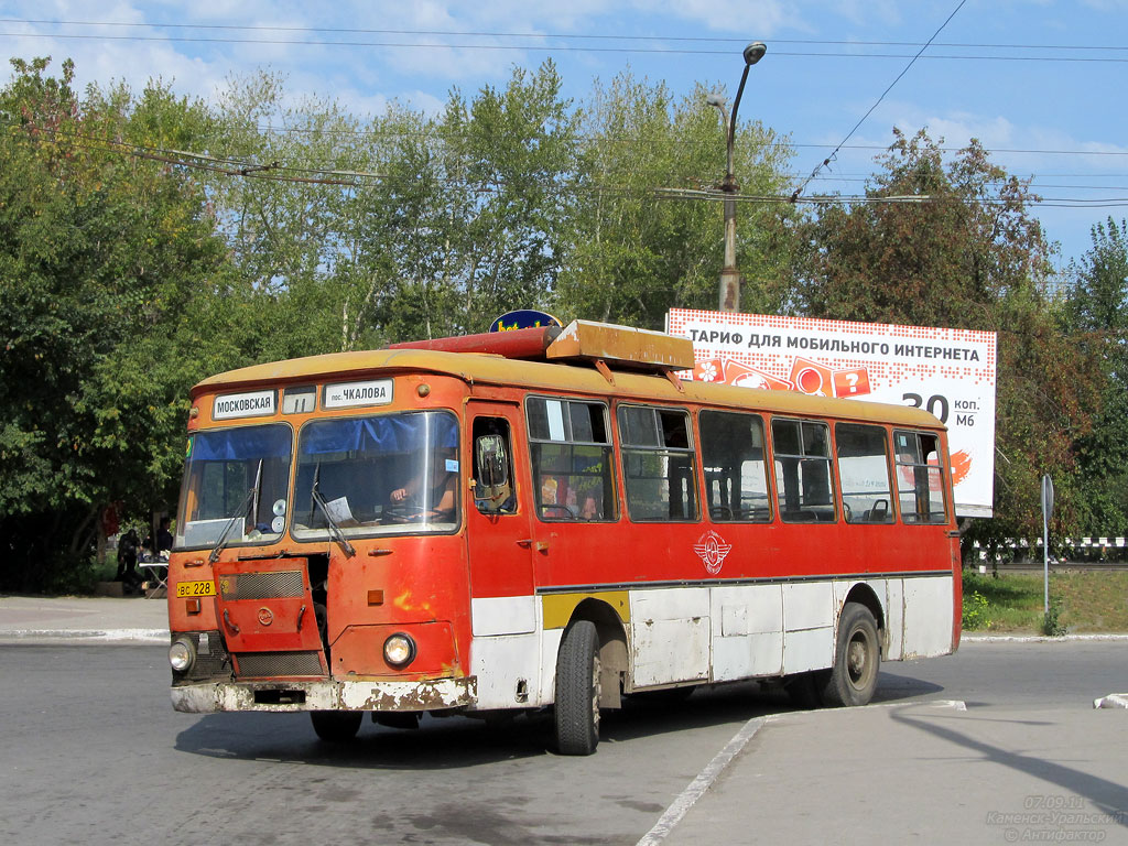 Свердловская область, ЛиАЗ-677М № ВС 228 66