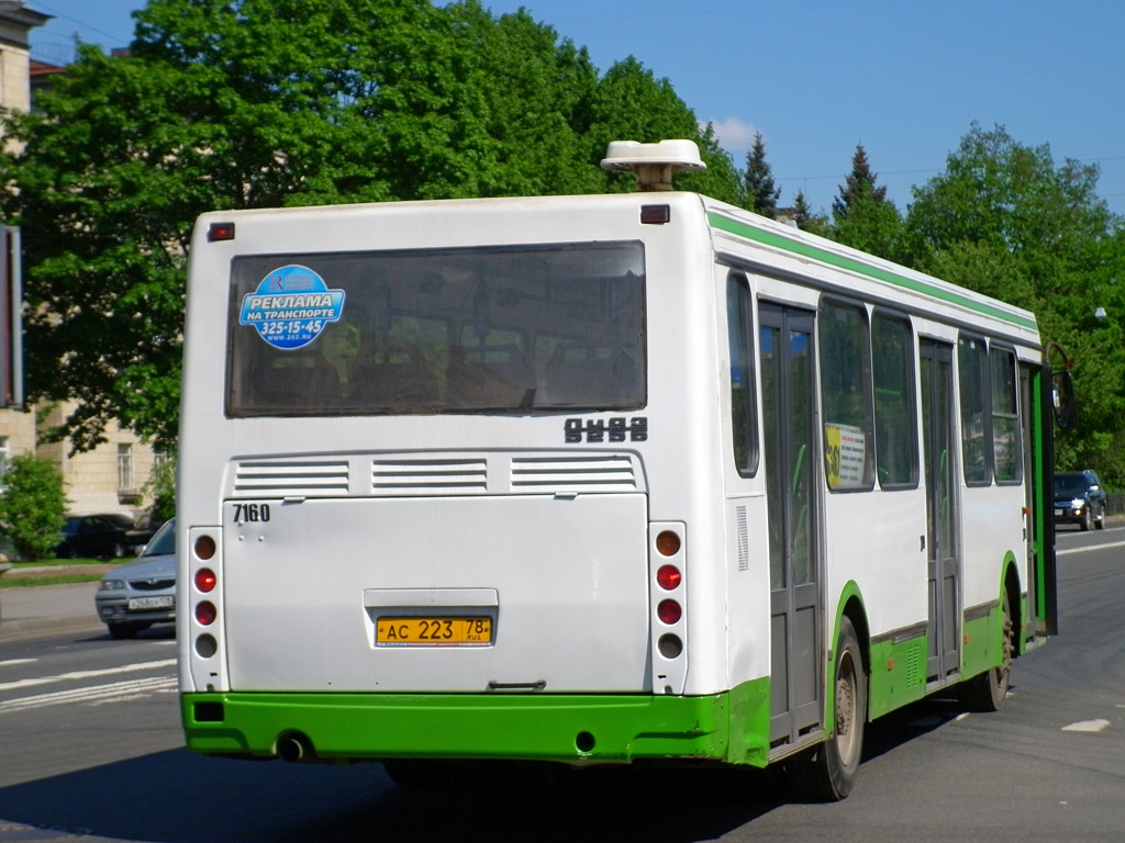 Sanktpēterburga, LiAZ-5256.26 № 7160