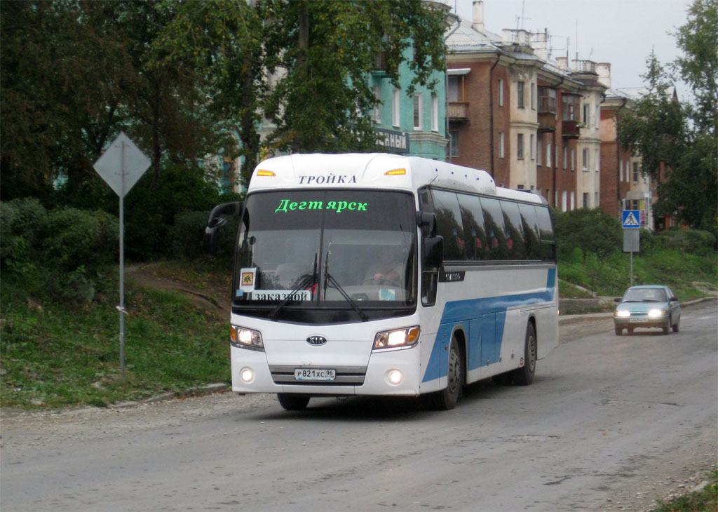 Свердловская область, Kia KM948 Granbird Greenfield № Р 821 ХС 96