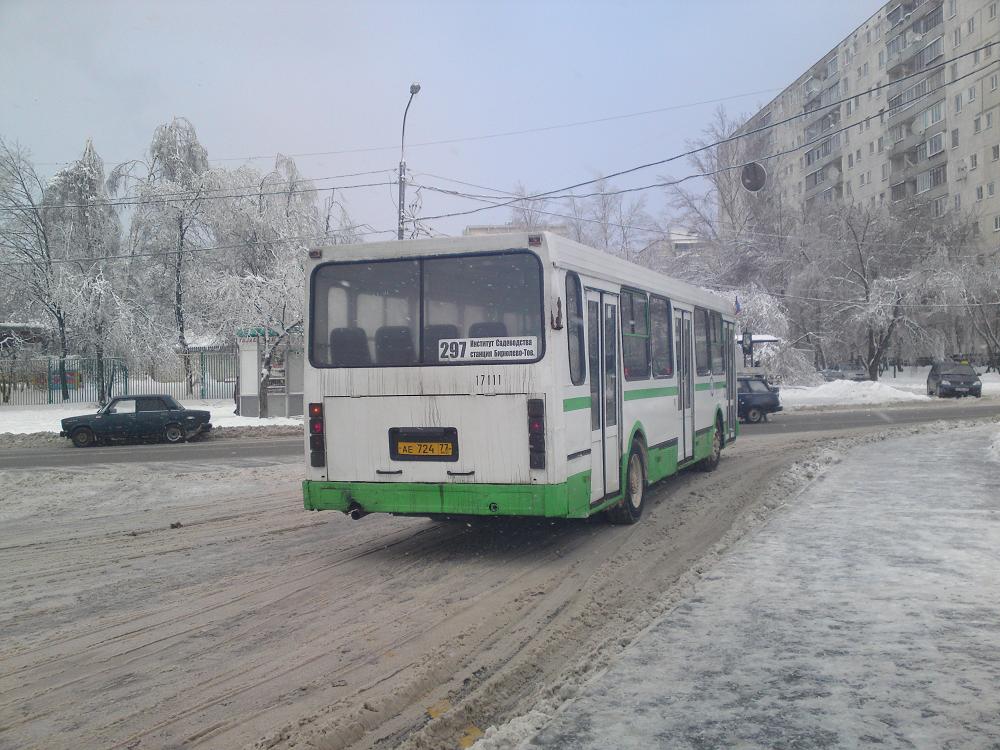 Москва, ЛиАЗ-5256.25 № 17111