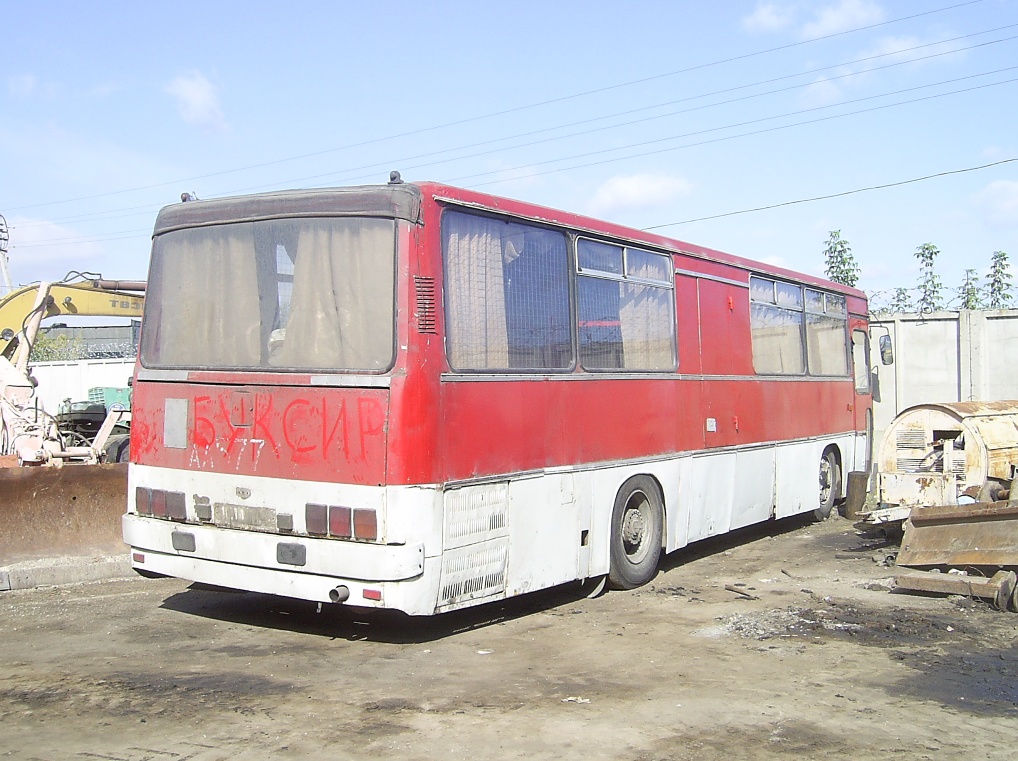 Липецкая область, Ikarus 256 № Н 590 ВЕ 48