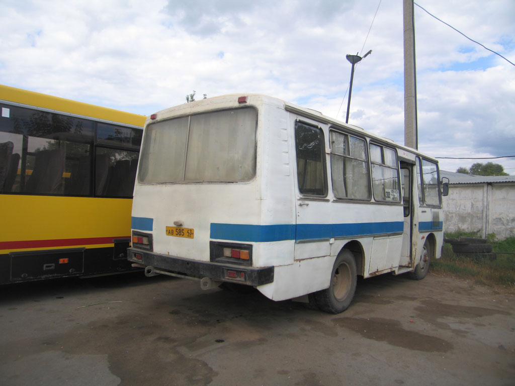 Кировская область, ПАЗ-3205 (00) № АВ 585 43