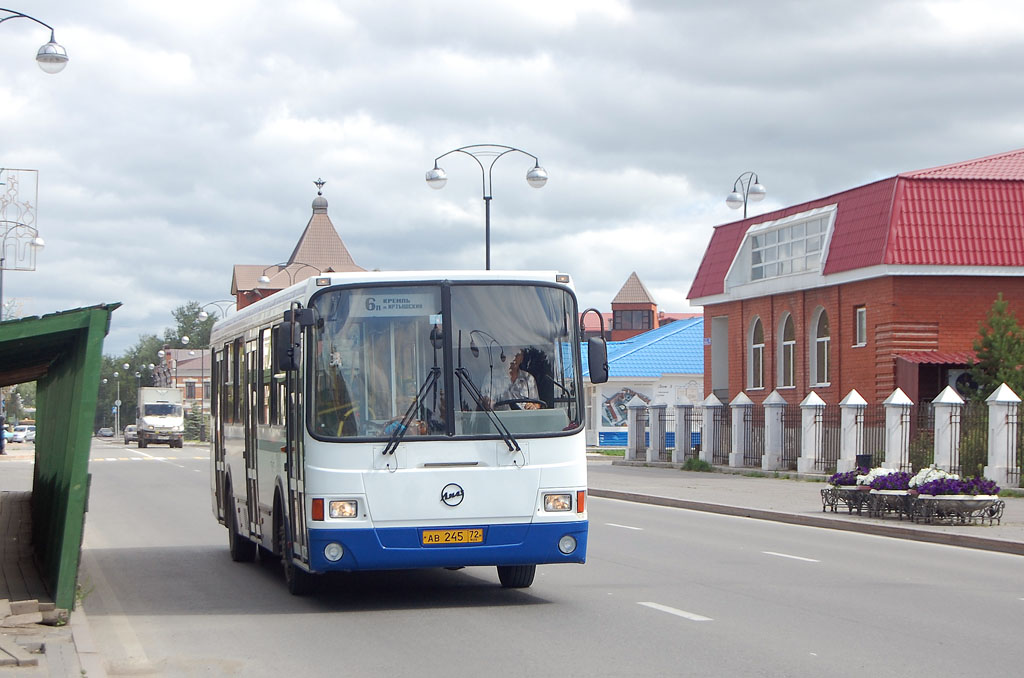 Тюменская область, ЛиАЗ-5256.36 № 300