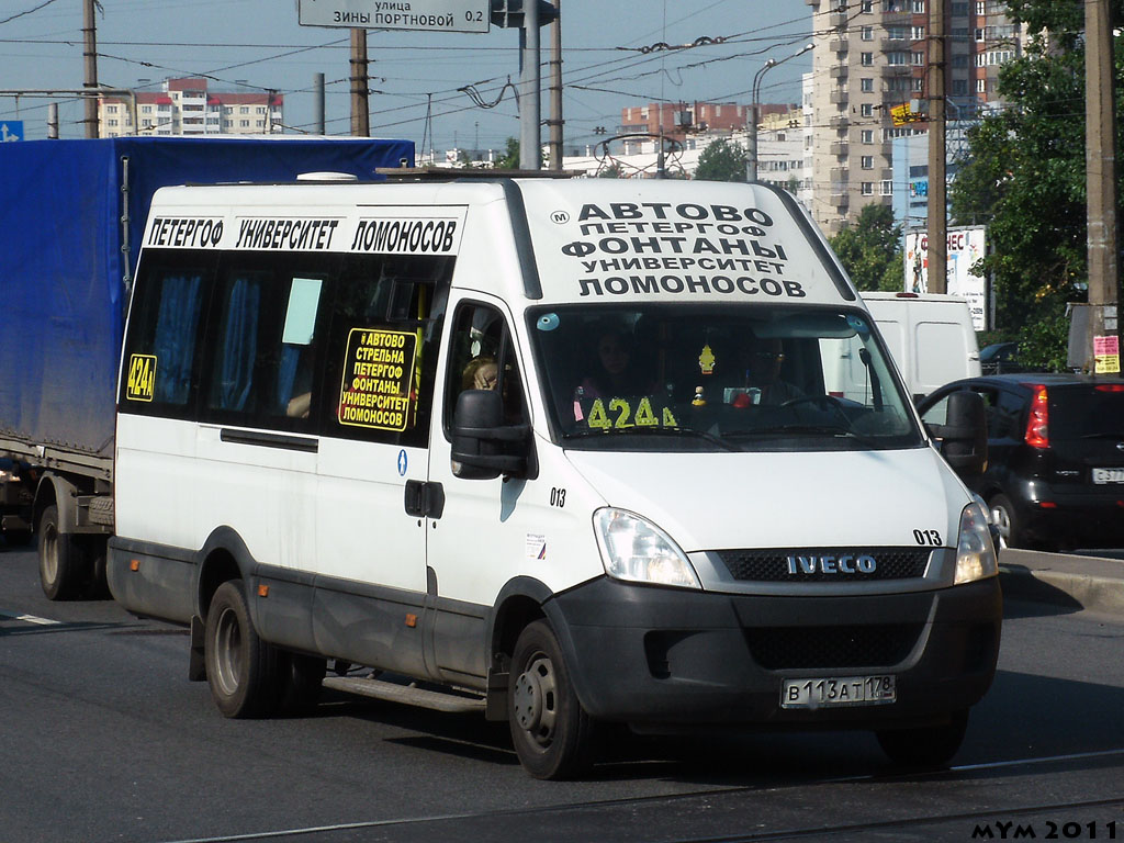 Sankt Peterburgas, Nizhegorodets-2227UT (IVECO Daily) Nr. 013