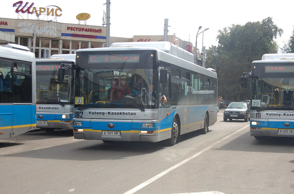 Алматы, Yutong ZK6120HGM № 182