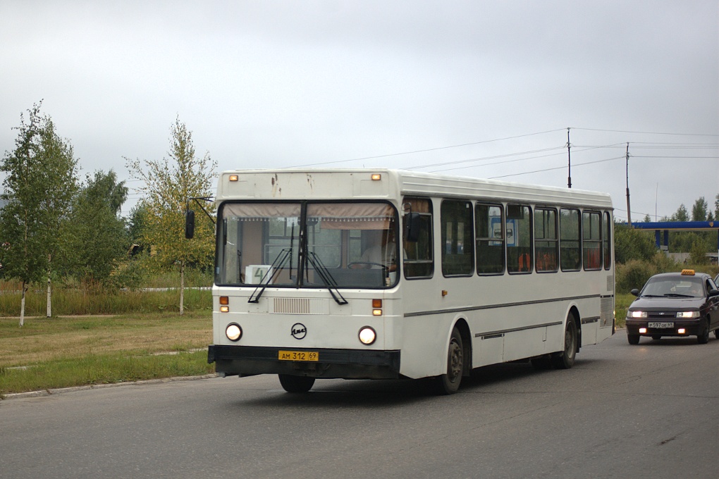 Тверская область, ЛиАЗ-52565 (Волжанин) № АМ 312 69