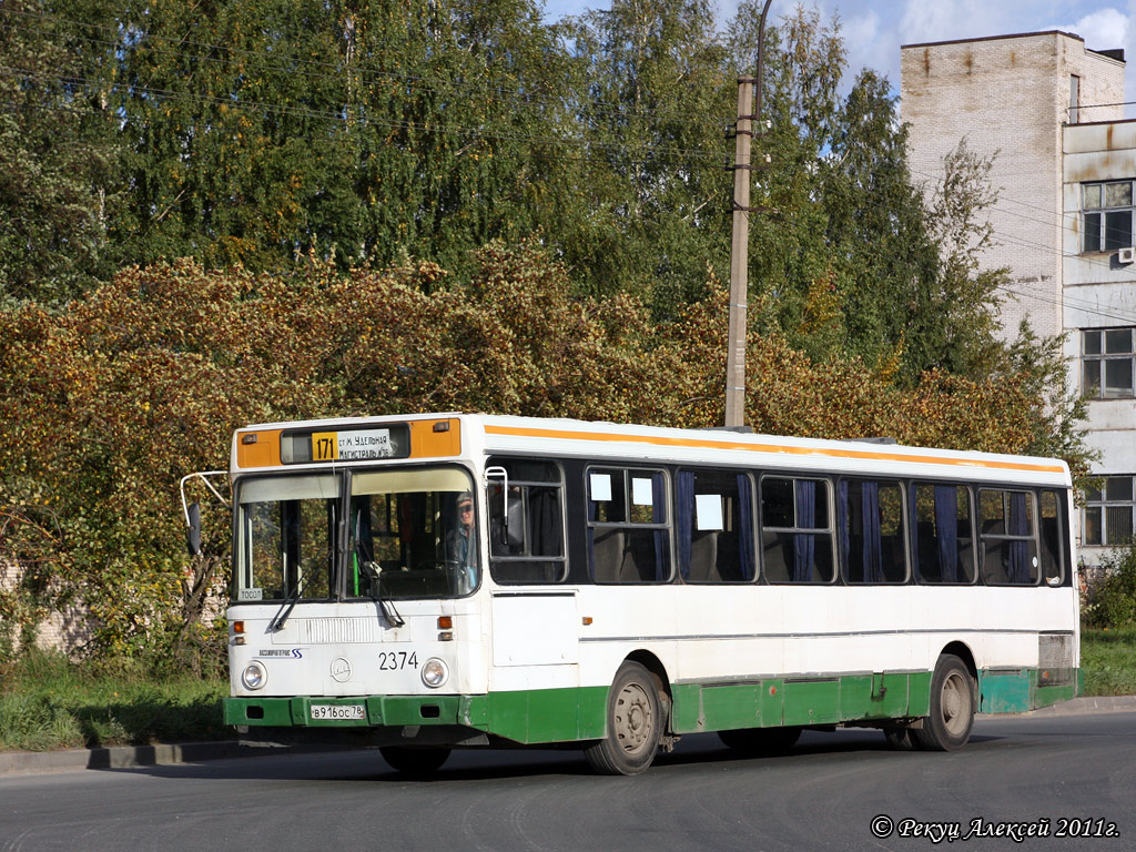 Sankt Petersburg, LiAZ-5256.25-11 Nr. 2374