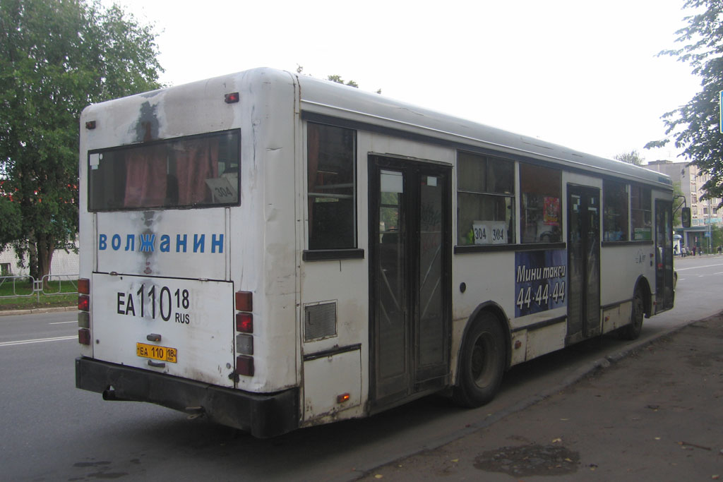 Удмуртия, Волжанин-5270-10-02 № ЕА 110 18