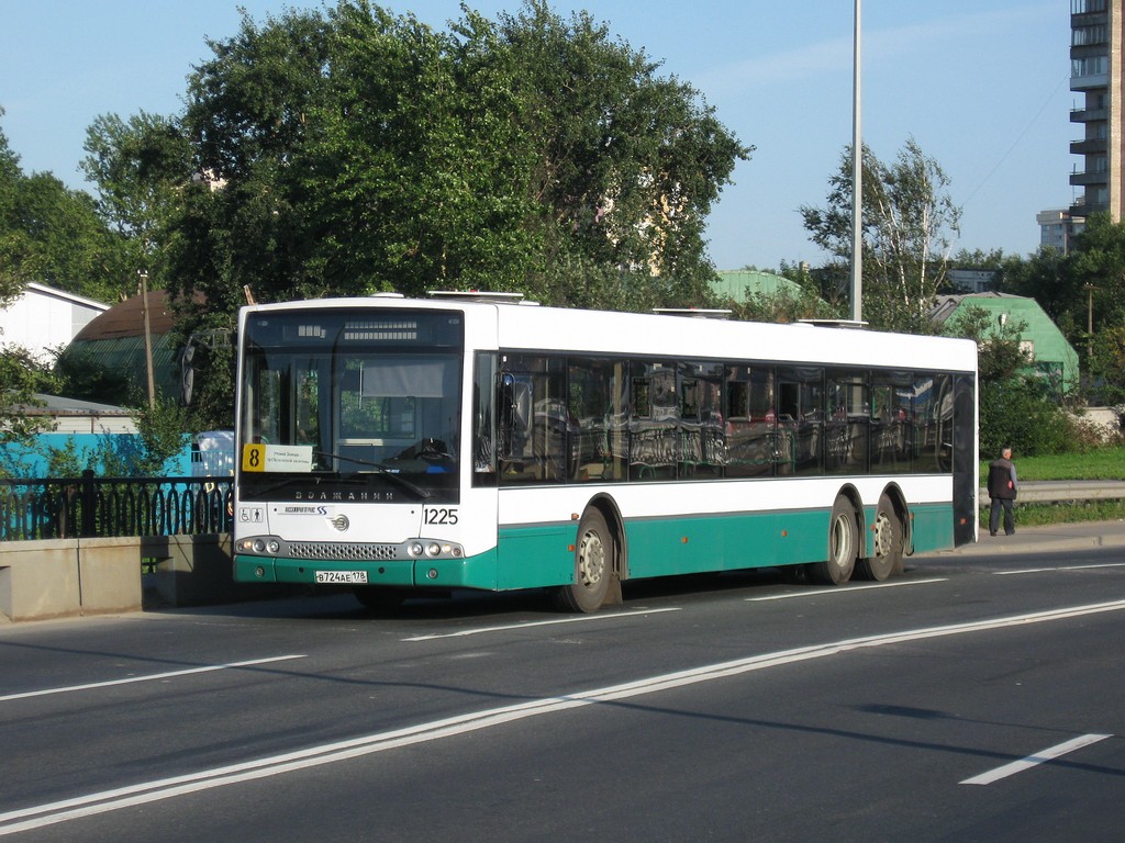 Санкт-Петербург, Волжанин-6270.06 