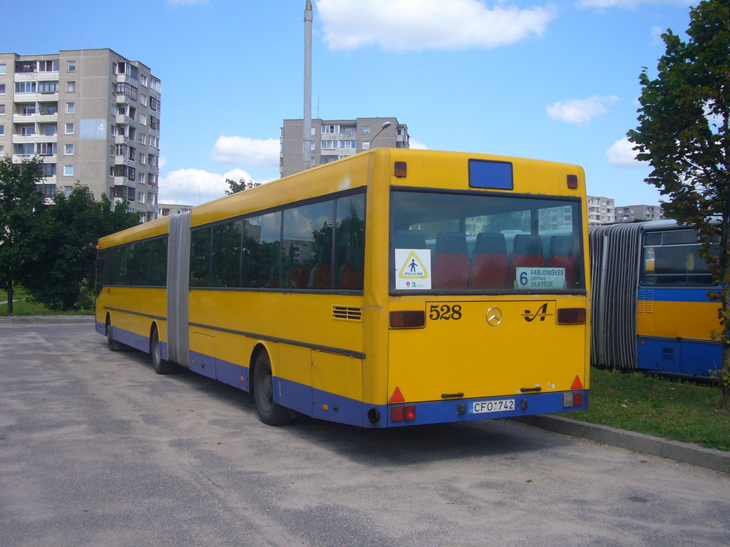 Литва, Mercedes-Benz O405G № 528