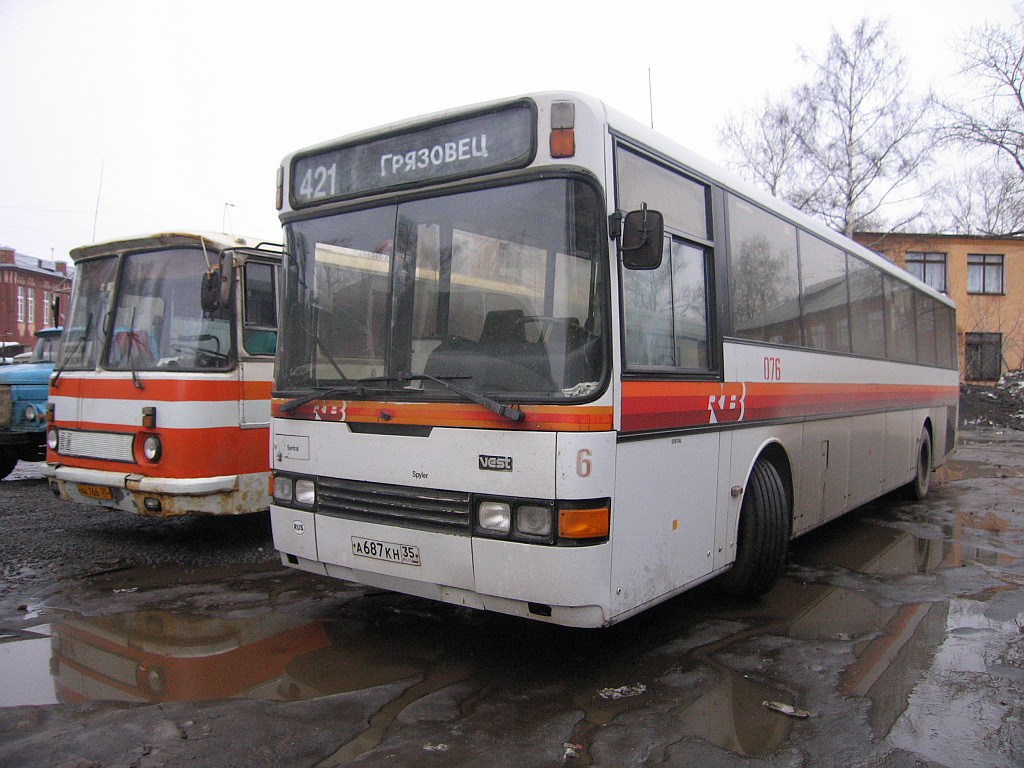 Vologda region, Vest Liner 320 # 076