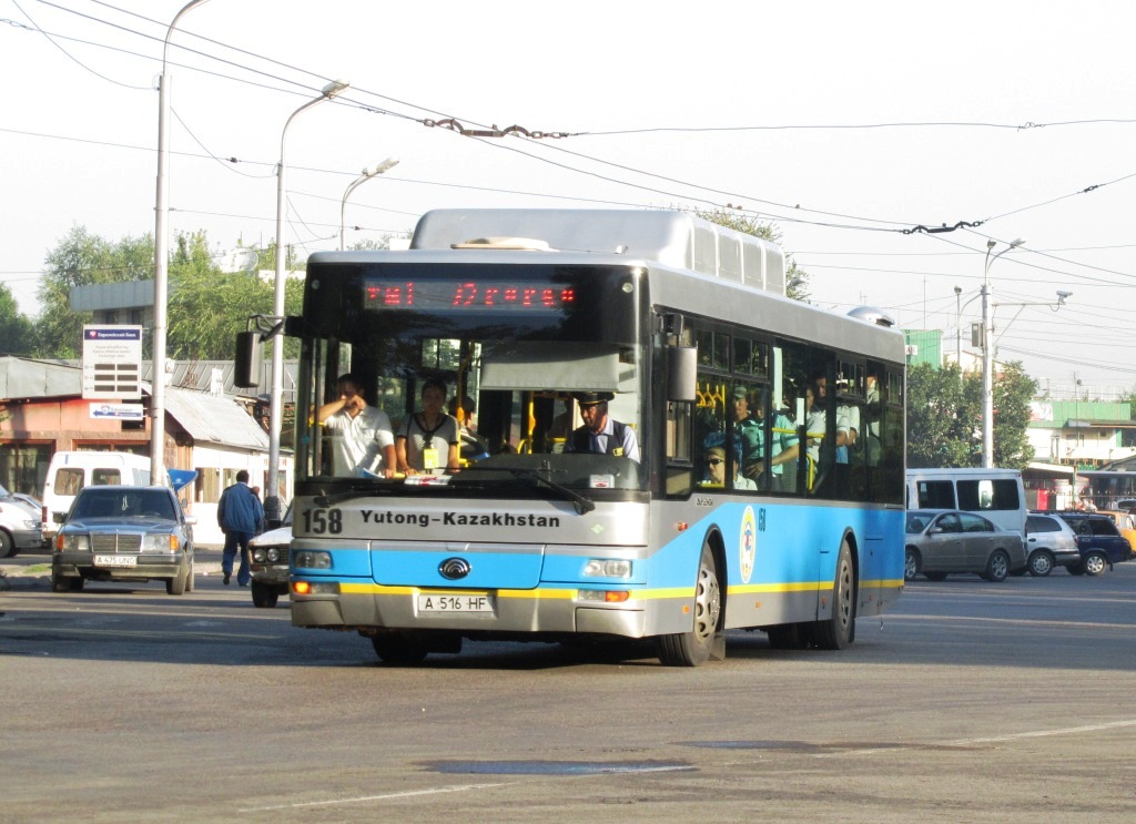 Алматы, Yutong ZK6120HGM № 158