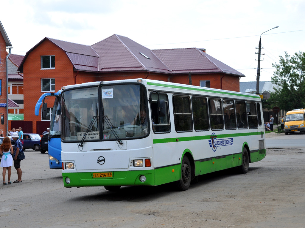 Расписание автобусов богородицк. ЛИАЗ 5256 В Щекино Тульской области. Автостанция Узловая Тульская область. Богородицк Тульская область автовокзал. Автобусы Богородицк Тула.