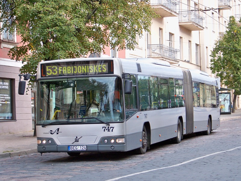 Литва, Volvo 7700A № 747