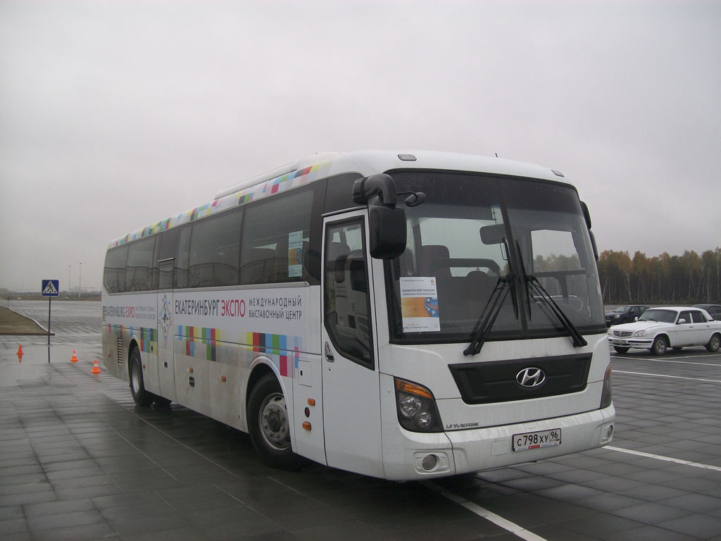 Свердловская область, Hyundai Universe Space Luxury № С 798 ХУ 96