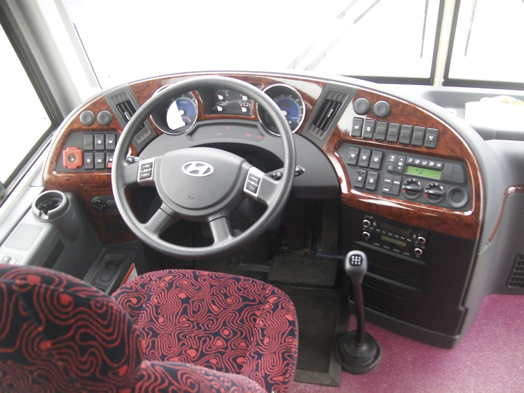 Свердловская область, Hyundai Universe Space Luxury № С 798 ХУ 96