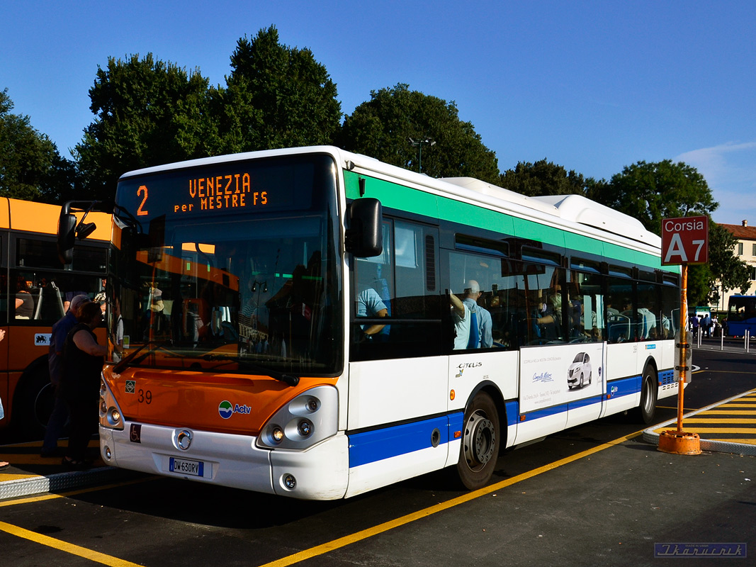 Италия, Irisbus Citelis 12M CNG № 39