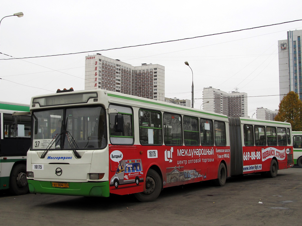 Moskwa, LiAZ-6212.01 Nr 16175