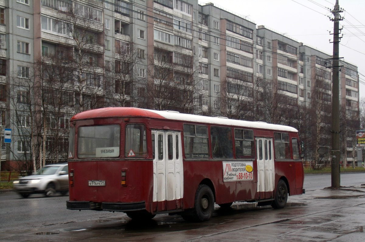 Архангельская область, ЛиАЗ-677М № В 916 РК 29