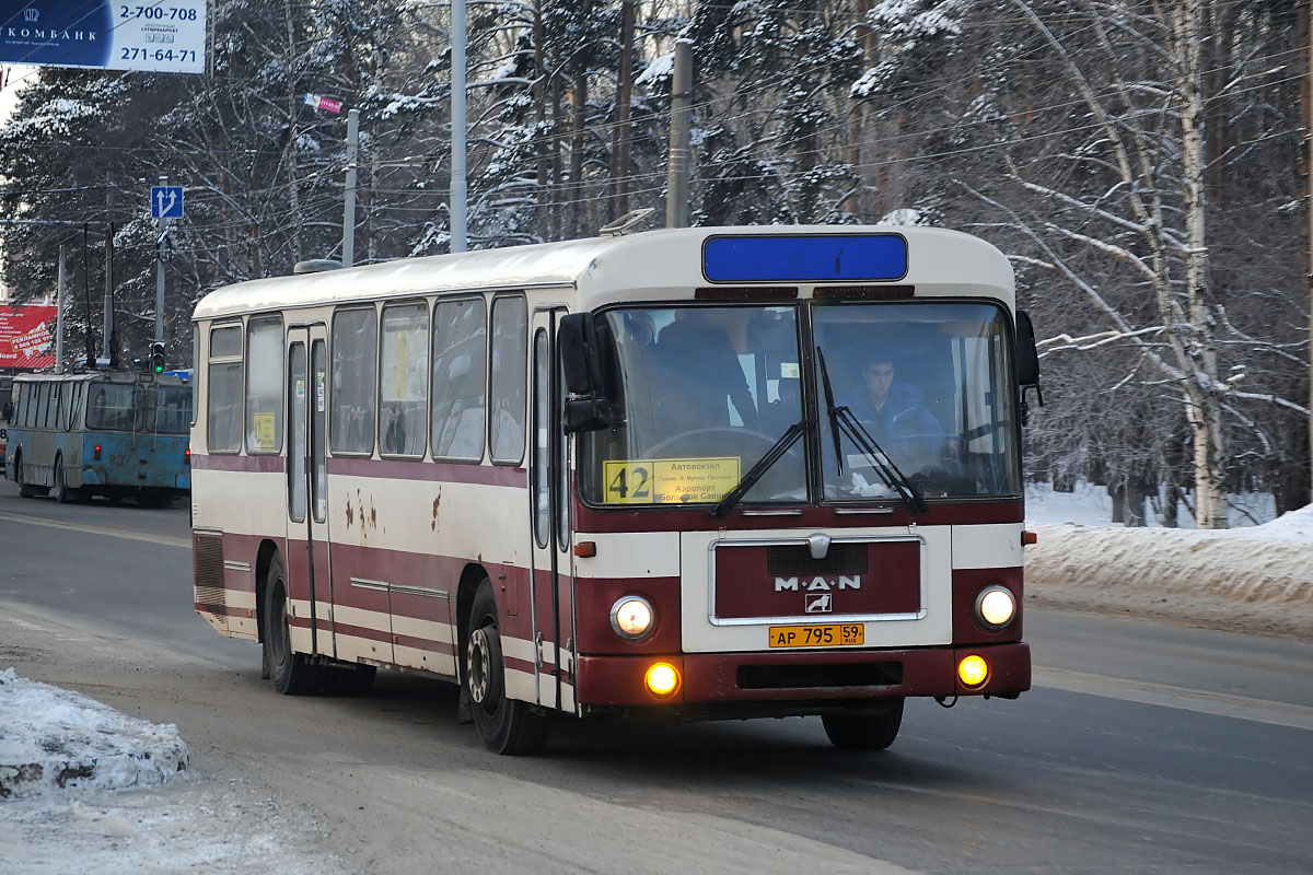 Пермский край, MAN 193 SÜ240 № АР 795 59