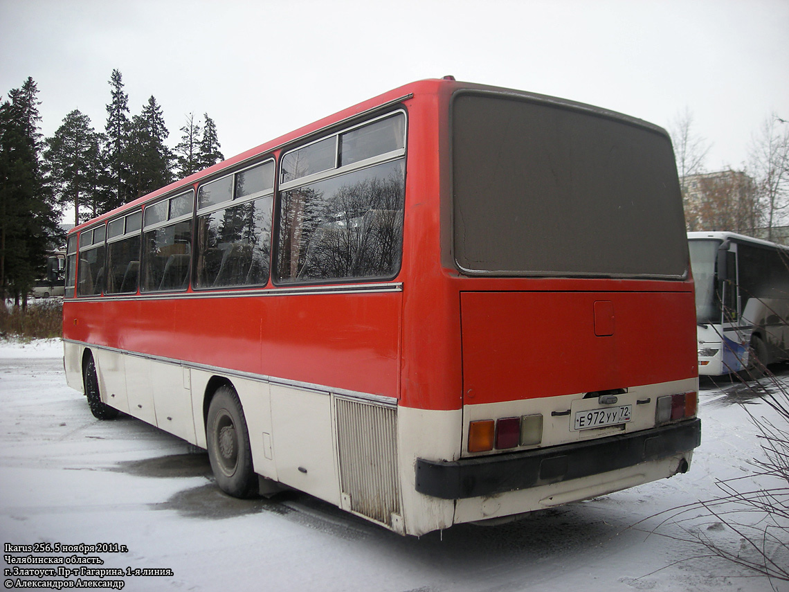 Тюменская область, Ikarus 256.74 № Е 972 УУ 72