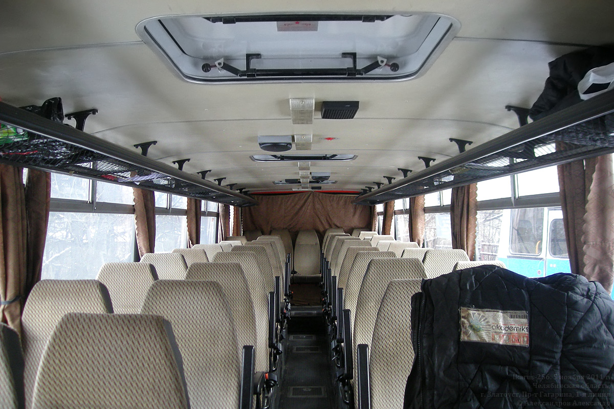 Тюменская область, Ikarus 256.74 № Е 972 УУ 72