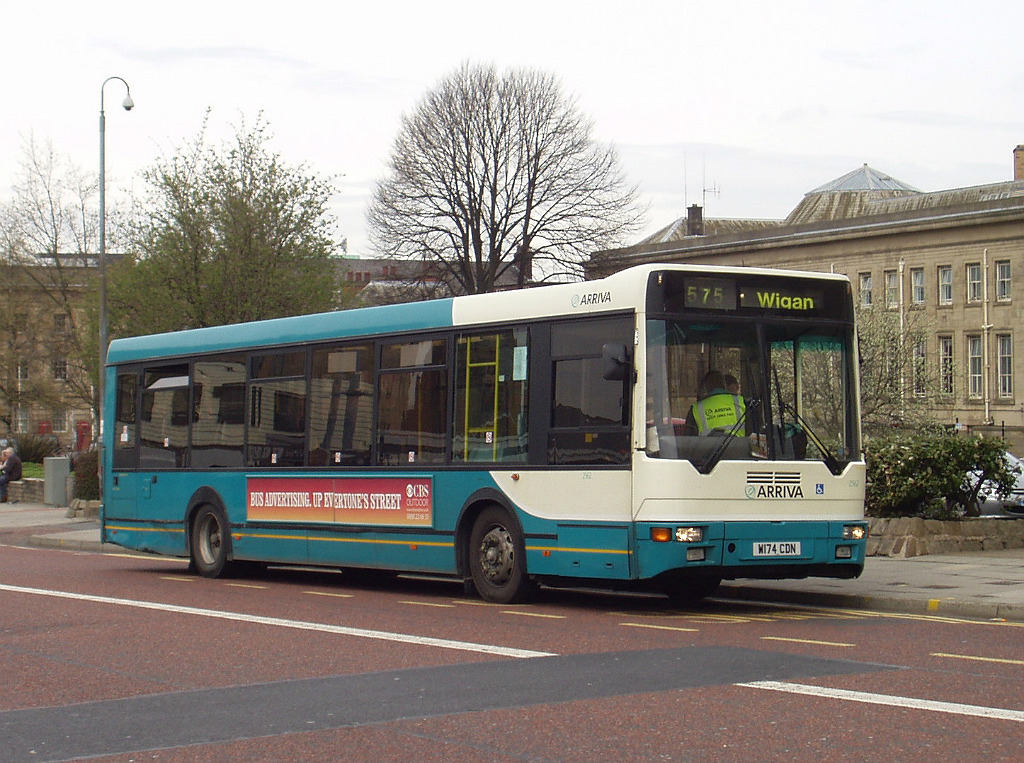Великобритания, Ikarus 481 № 2562